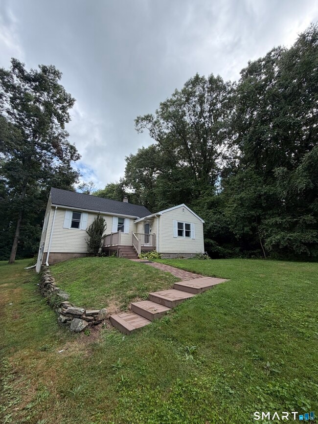 Building Photo - 39 Gilead Rd