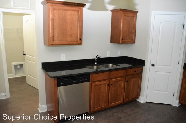 Foto del edificio - 3 br, 2 bath House - 388 Maiden Lane SW