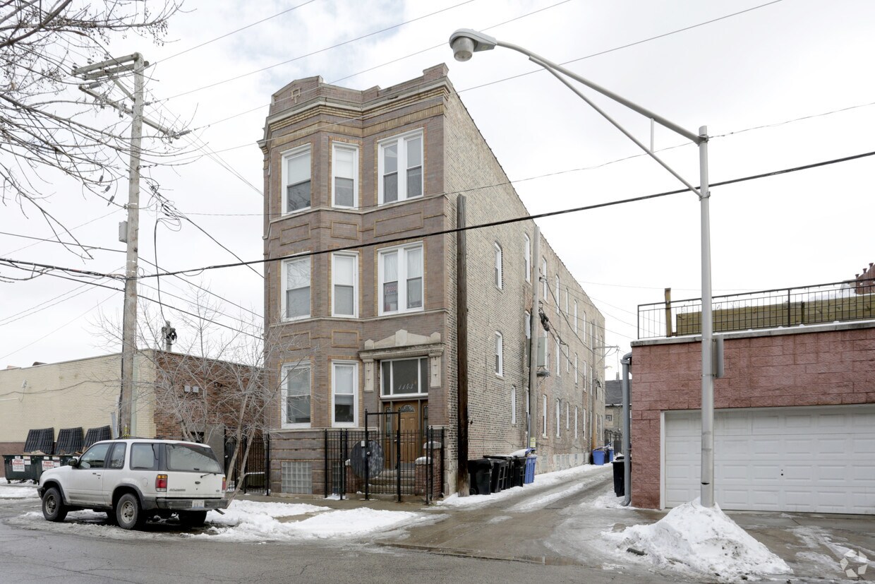 Foto principal - 1143 N Rockwell St