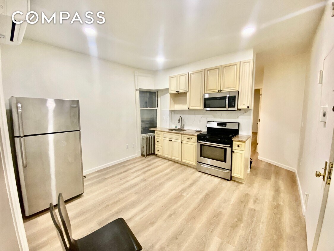 218 Cumberland St, Brooklyn, NY 11205 Townhome Rentals in Brooklyn NY