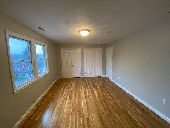 Foto del edificio - 118 Beverly St