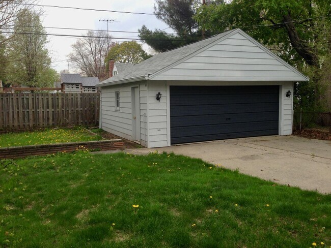 Foto del edificio - 3713 Roanoke Rd