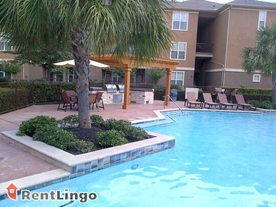 Foto del edificio - 8989 West Rd