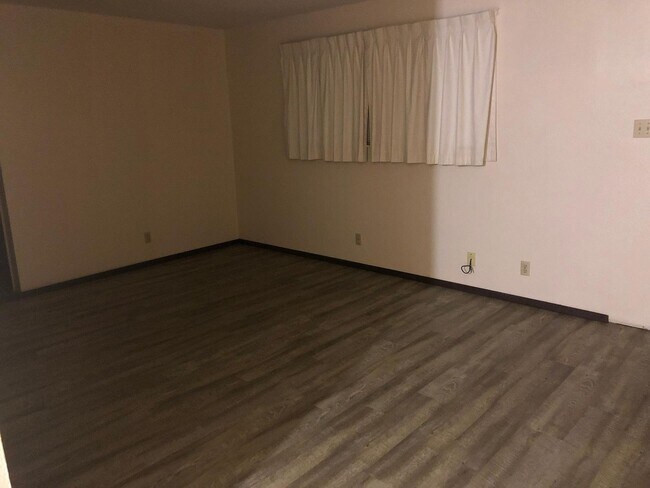 Foto del edificio - 708 Main St