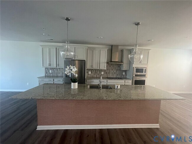 Foto del edificio - 8131 Wistar Creek Mews