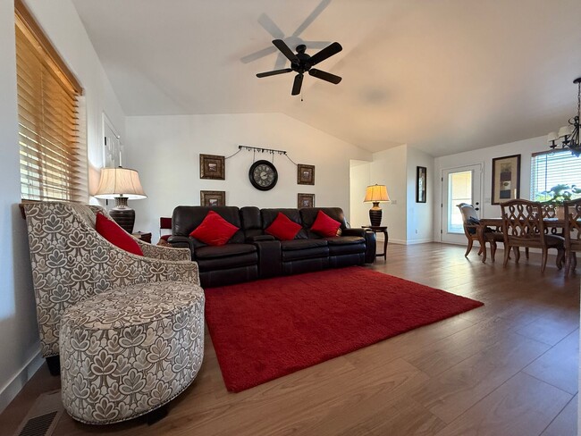 Building Photo - CHECK OUT THIS BEAUTIFUL HOME IN BOYD ACRE...