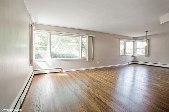 Foto del edificio - 1247 N Northwest Hwy