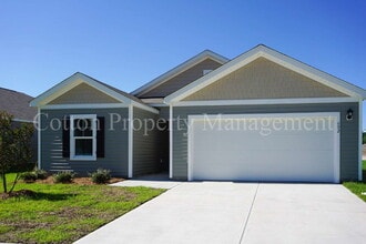 Building Photo - 602 Draymore Dr NE