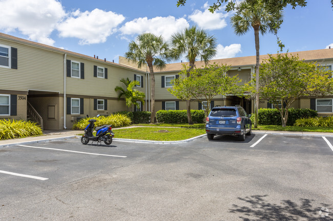 the lexington apartments sarasota