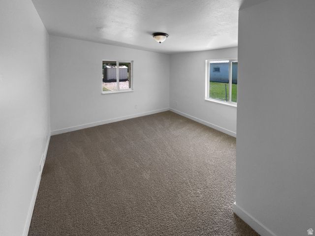 Foto del edificio - 270 N 500 E