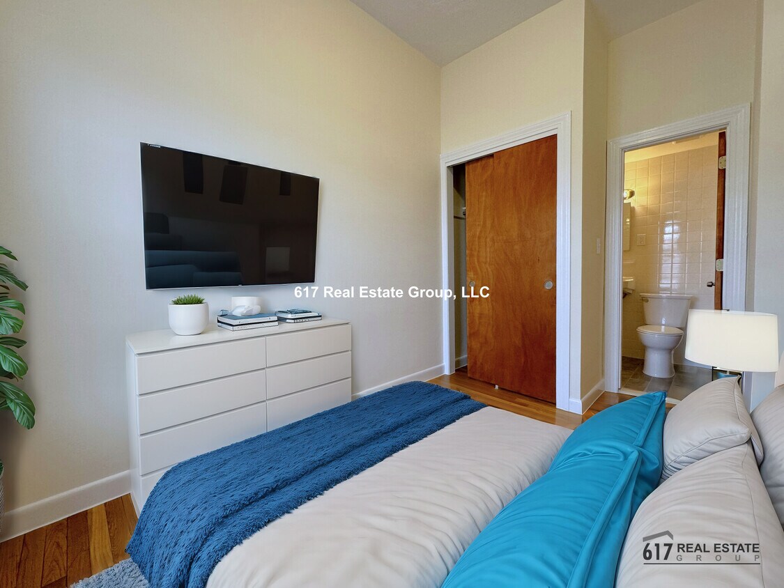Foto del edificio - 176 N Beacon St