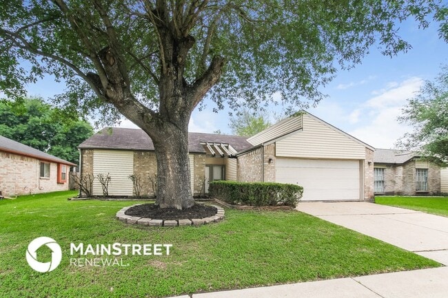 Building Photo - 16146 Coyridge Ln