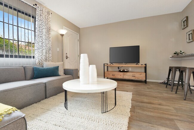 Foto del edificio - The Oasis Apartments
