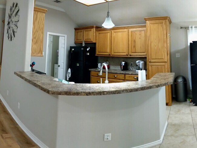 Building Photo - 8411 Lauren Dr