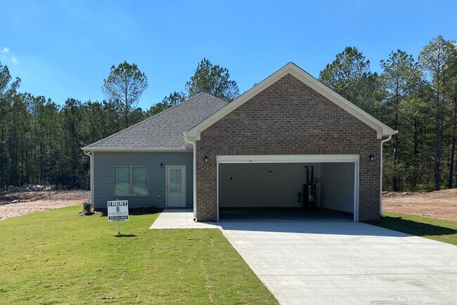 Building Photo - Home for Rent in Brookwood ... Available to View Now!!!