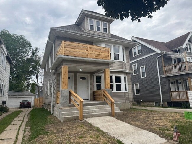Building Photo - 1206 N 46th St