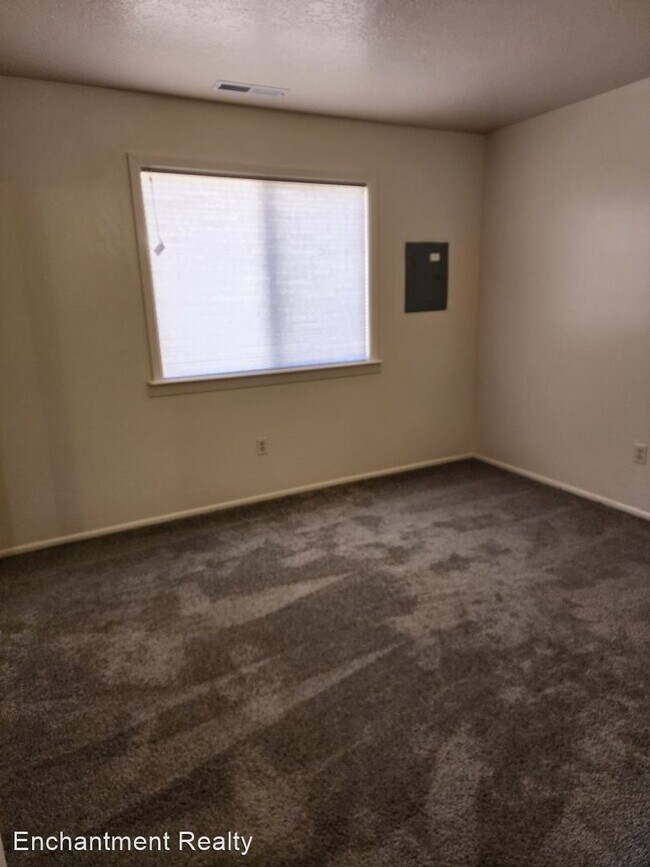 Foto del edificio - 1 br, 1 bath House - 627 E Pine St., #A