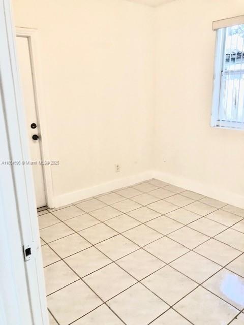 Foto del edificio - 6313 Hayes St