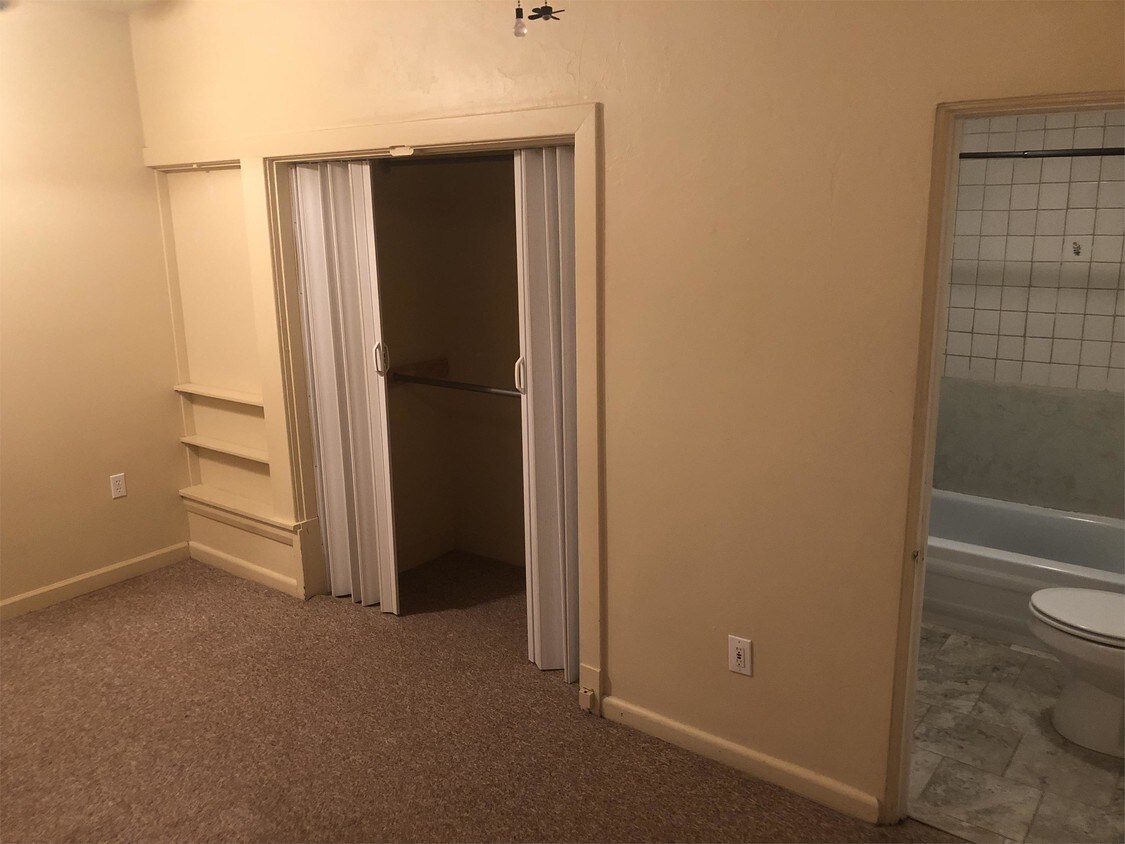 Foto del edificio - 315 Ridge Manor Dr