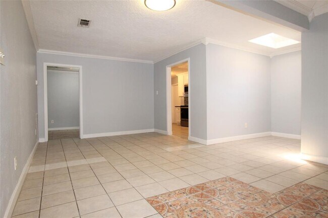 Building Photo - 13010 Apple Glen Ln