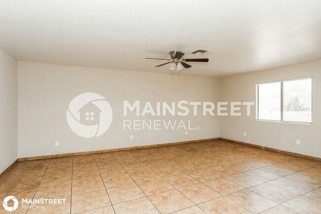 Building Photo - 6748 S 6th Ave, Tucson, AZ 85756