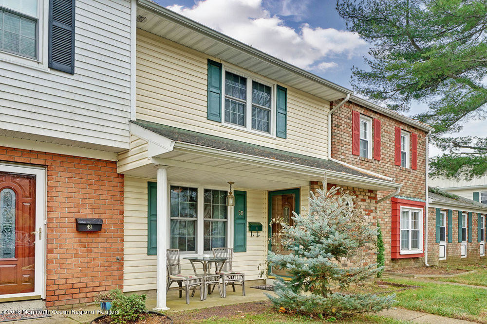 Primary Photo - 50 Kingsley Way