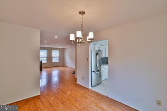 Building Photo - 10418 Nolan Dr