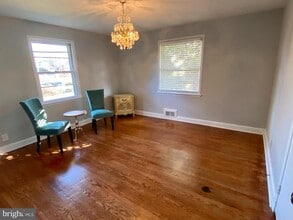 Building Photo - 2747 Fort Scott Dr