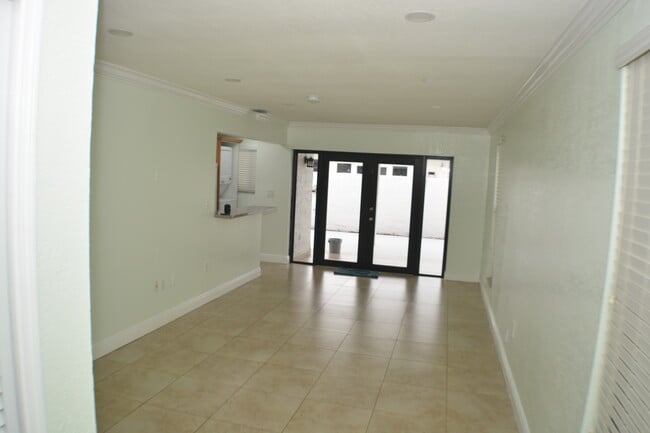 Building Photo - 9466 SW 6th Ter
