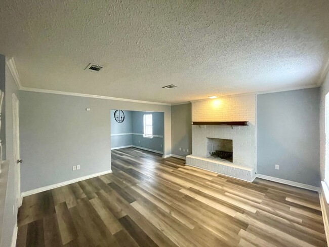 Foto del edificio - 2/1.5 Bath Townhome available in Ridgeland!