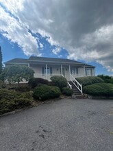 Building Photo - 100 Wyndham Hill Dr