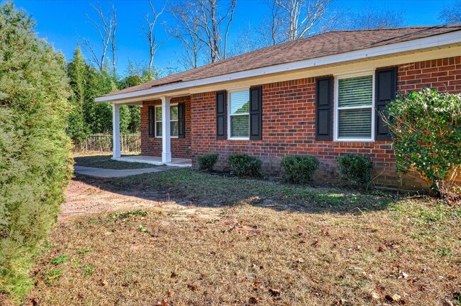 Foto del edificio - 2572 Tara Heights Cir