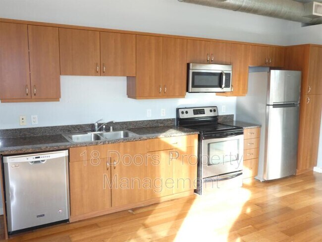 Foto del edificio - 889 Date St