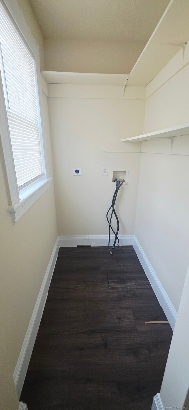 Foto del edificio - 273 Brooks St