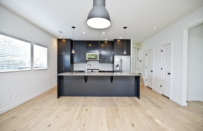 Foto del edificio - 716 W Stone St