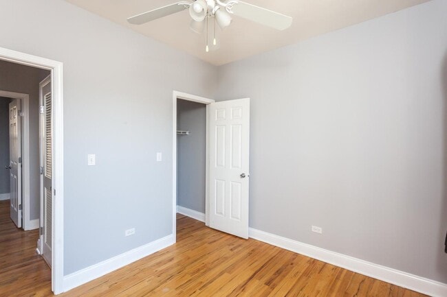 Building Photo - 2 bedroom in Chicago IL 60625