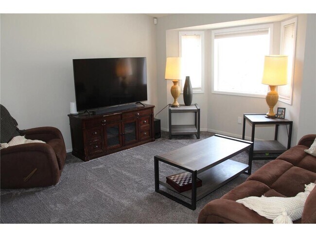 Foto del edificio - 23107 Jivaro St NW
