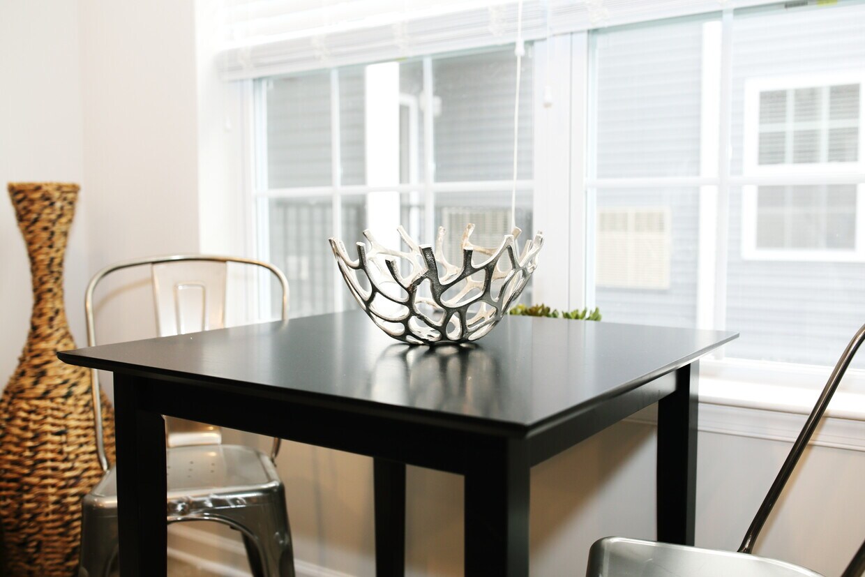 Foto principal - 421 Westminster Ave