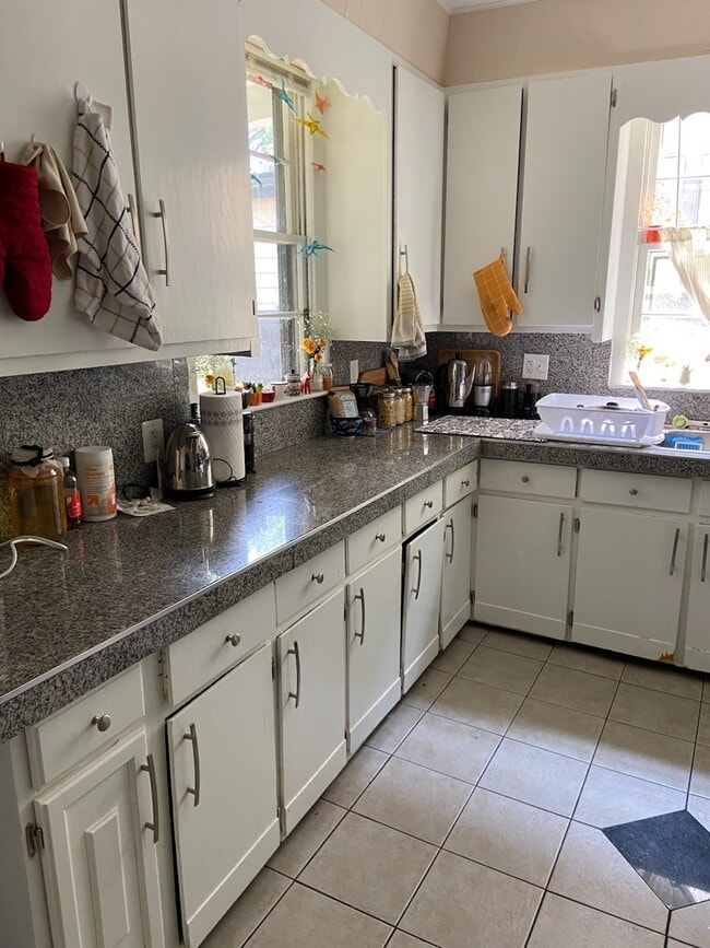 Photo - 74 Sharon St Townhome