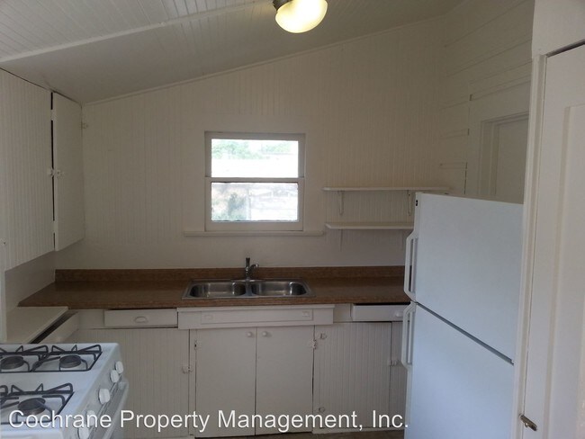 Building Photo - 308-705 W Ortega St