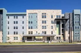 Foto del edificio - 1200 W Koenig Ln