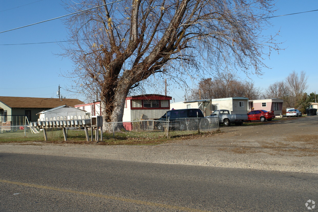 Foto del edificio - Pioneer Mobile Home Park