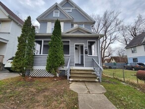 Building Photo - 35 Arnett Blvd