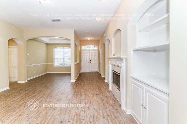 Foto del edificio - 1607 Brighton Bluff Ct