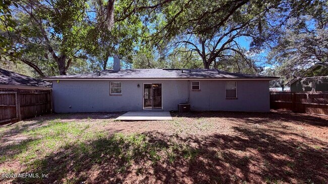 Foto del edificio - 4711 Cinnamon Fern Dr