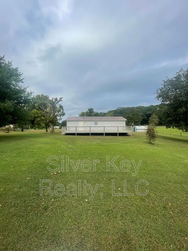 Building Photo - 334 Co Rd 319