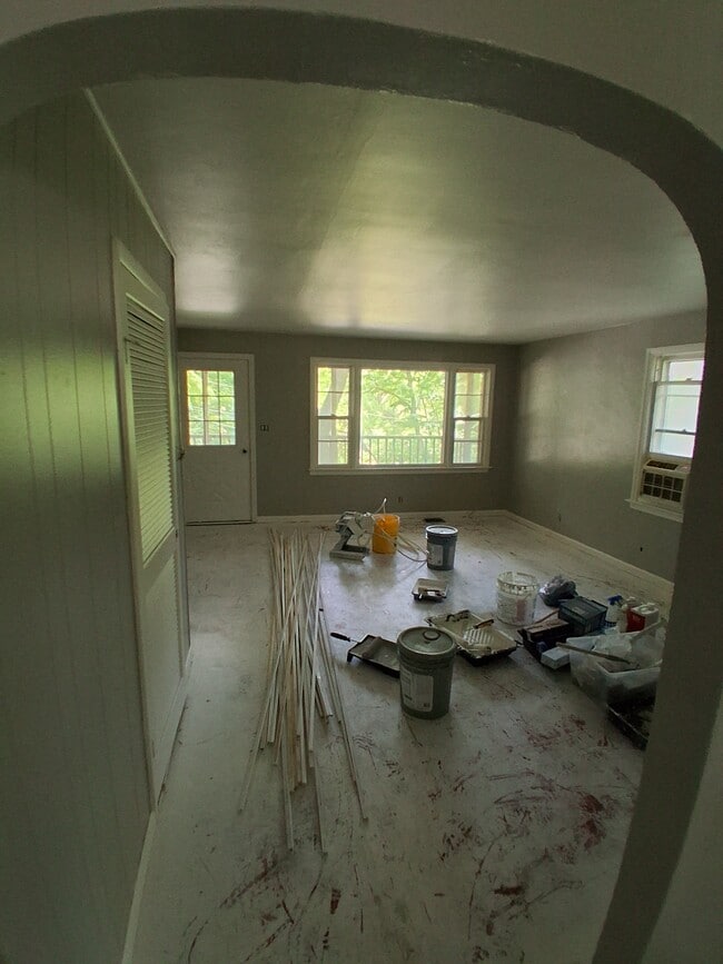 Building Photo - 118 Summit Ave
