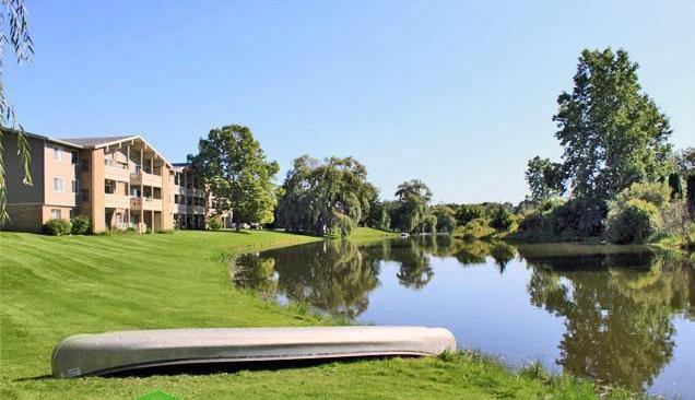 Apartments con vista al lago - 5909 Bois Ile Dr