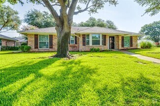 Building Photo - 2020 Normandy Dr