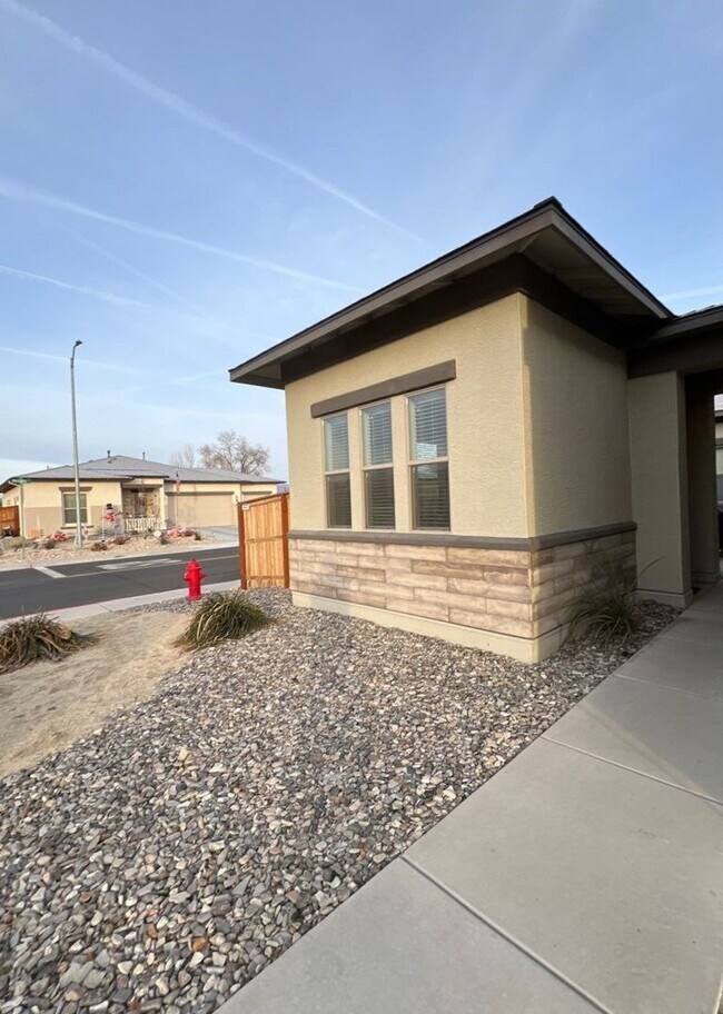 Building Photo - 158 Jennys Ln